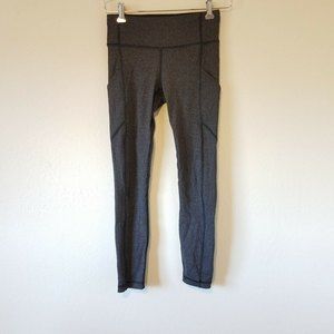 Lululemon Women's Size 4 Gray High Rise Cropped Leggings Style# Z40416 Preowned